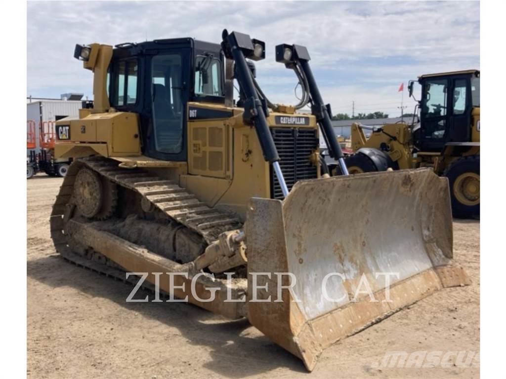 CAT D6T Bouteurs sur chenilles