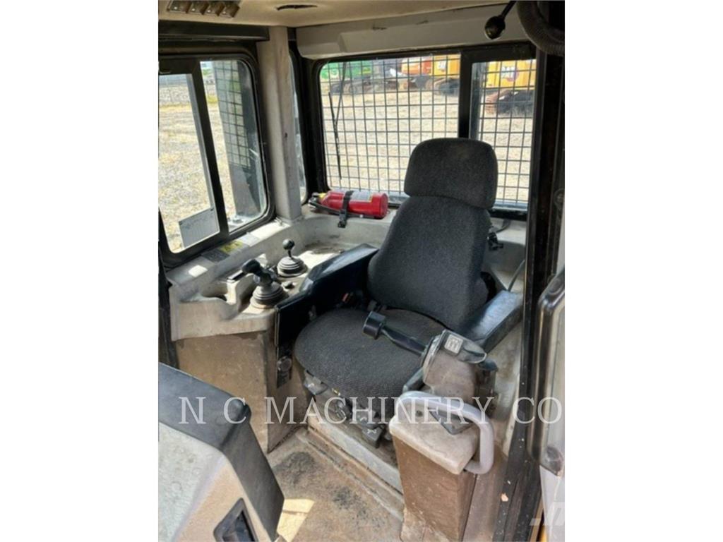 CAT D6T Bouteurs sur chenilles