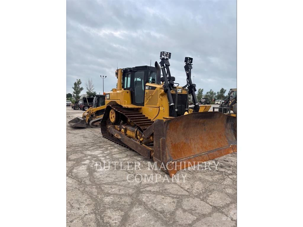 CAT D6T Bouteurs sur chenilles