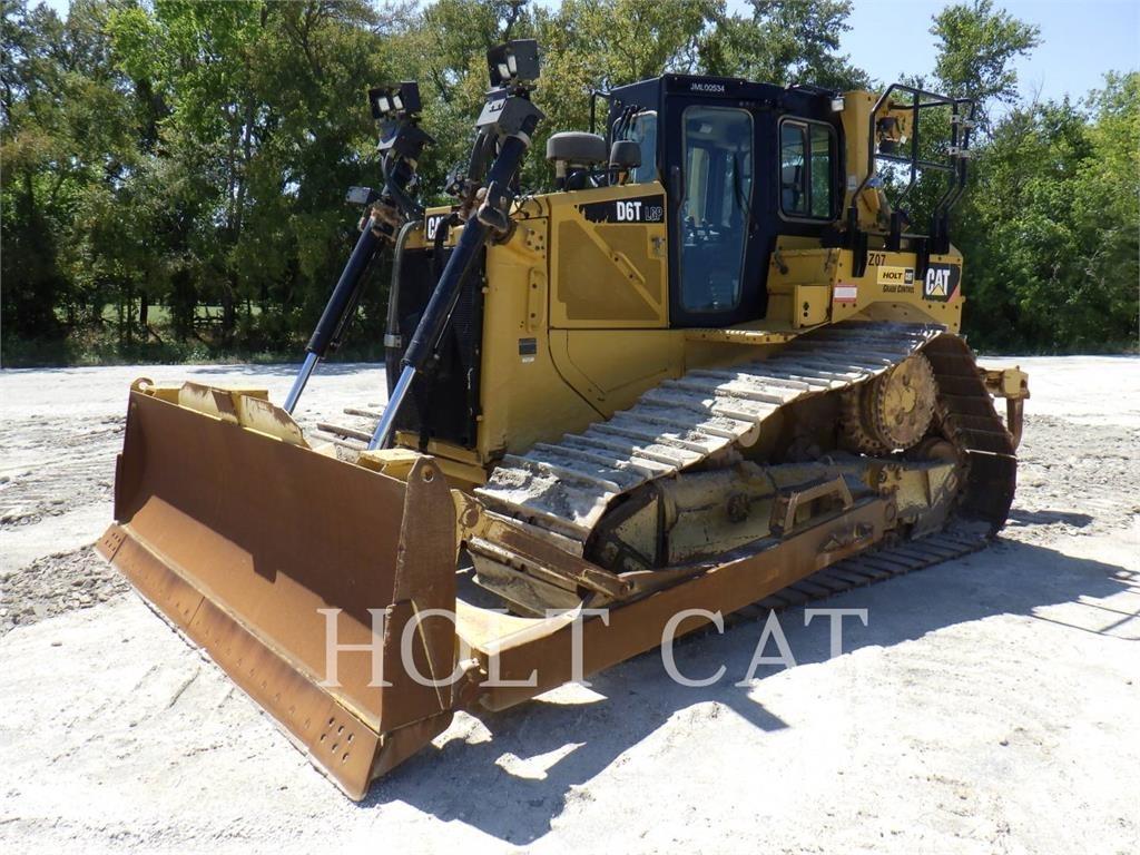 CAT D6T Bouteurs sur chenilles