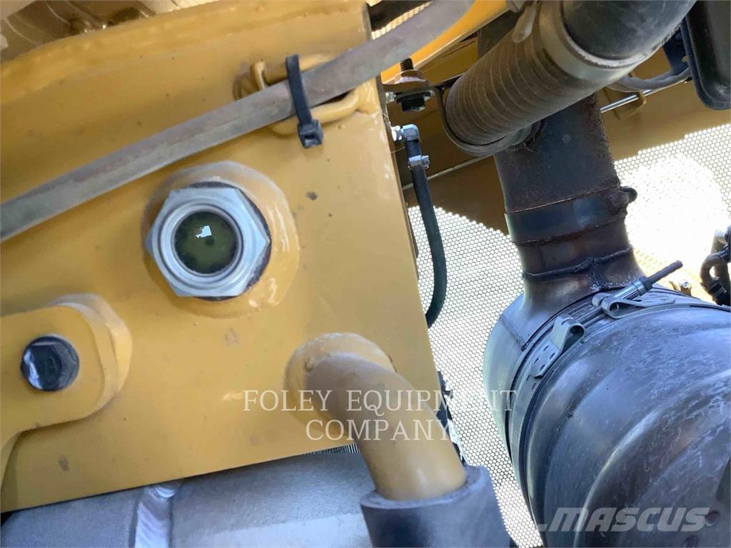 CAT D6T Bouteurs sur chenilles