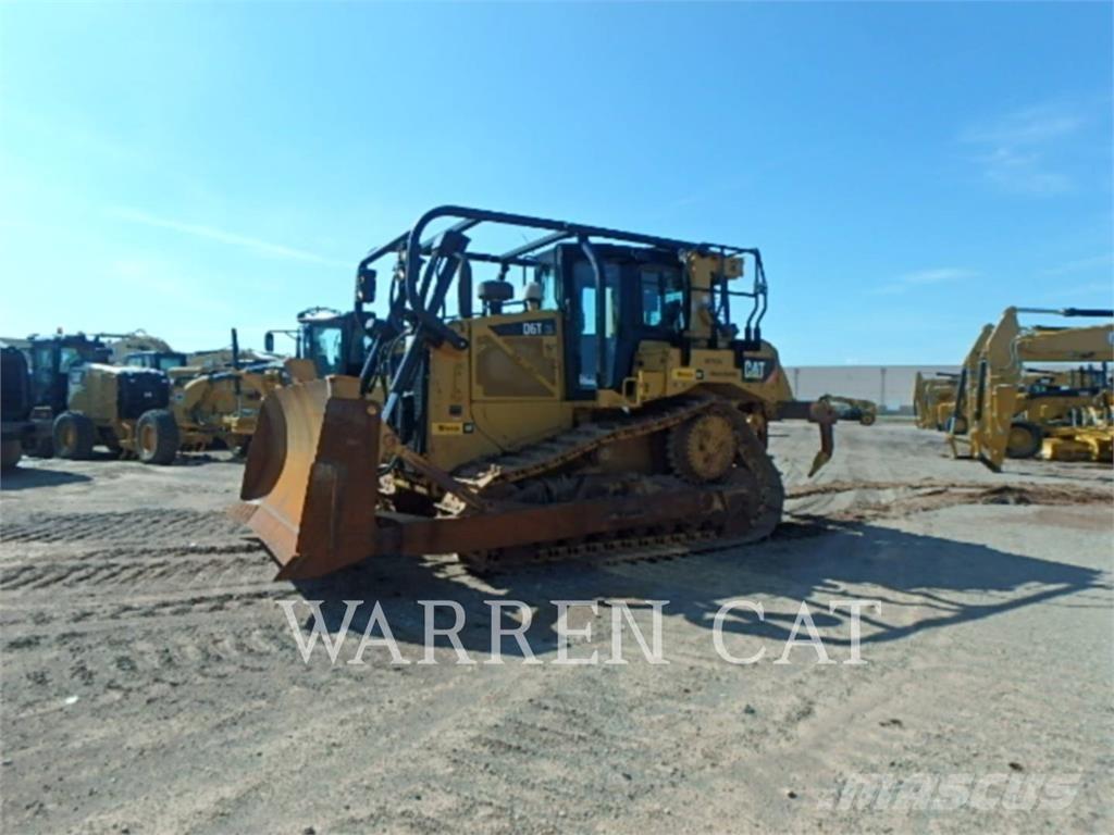 CAT D6T 4XLARO Bouteurs sur chenilles