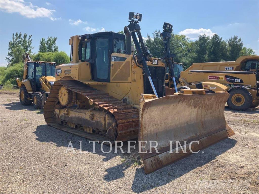 CAT D6T LGPPAT Bouteurs sur chenilles