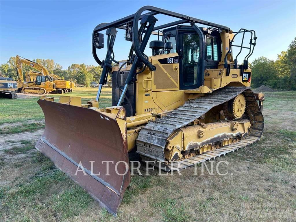 CAT D6T LGPPAT Bouteurs sur chenilles