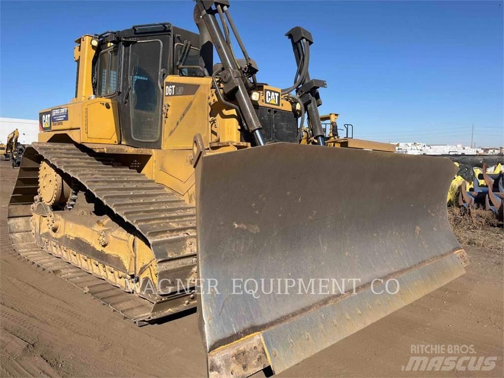 CAT D6T LGPVPT Bouteurs sur chenilles