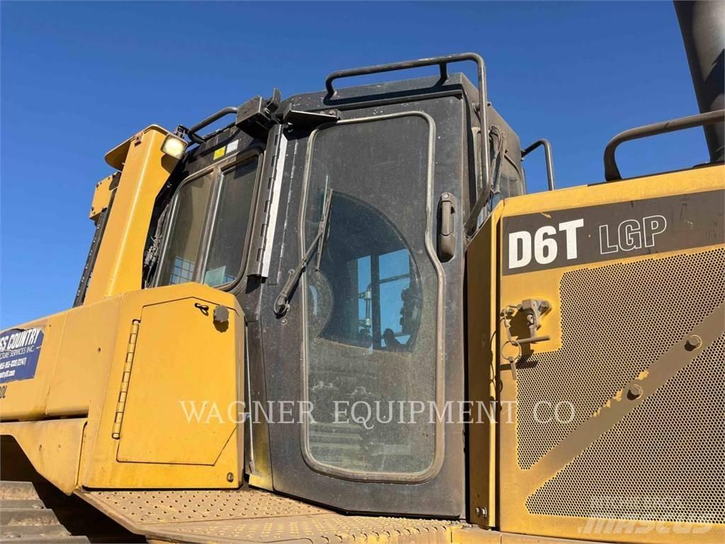 CAT D6T LGPVPT Bouteurs sur chenilles
