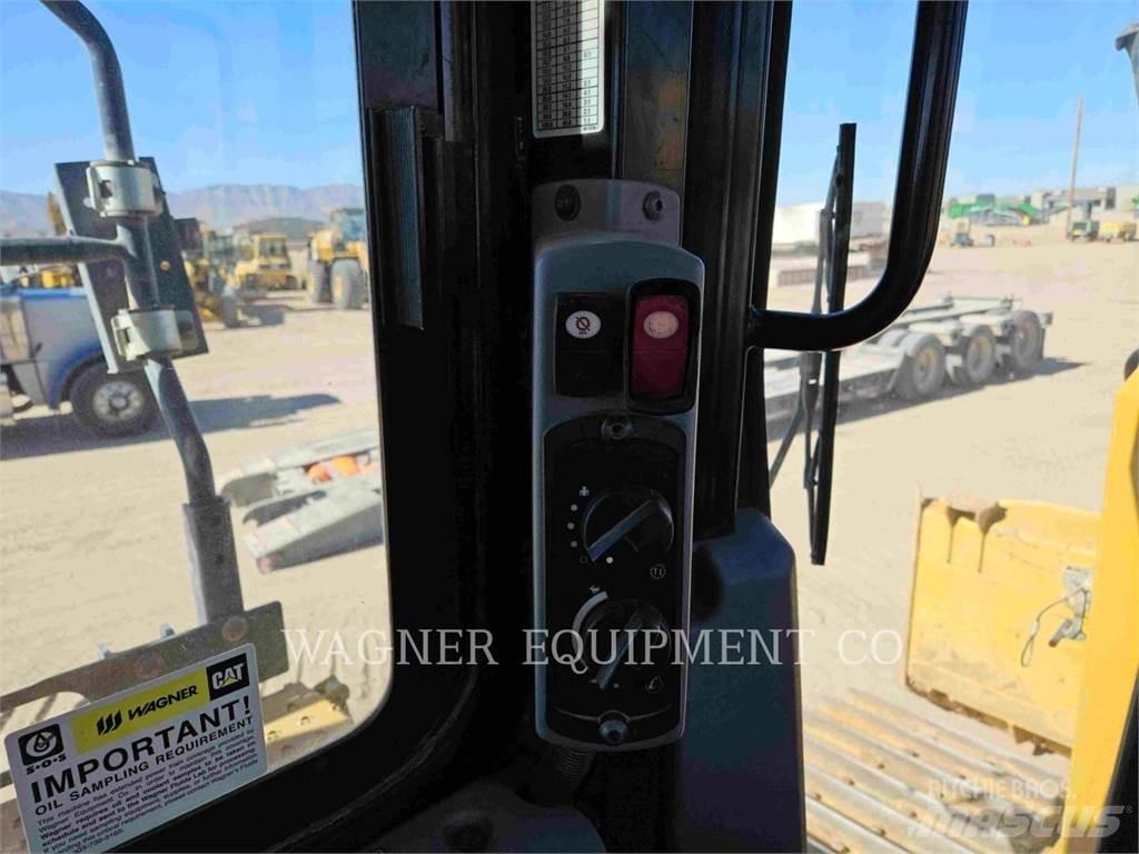 CAT D6T LGPVPT Bouteurs sur chenilles