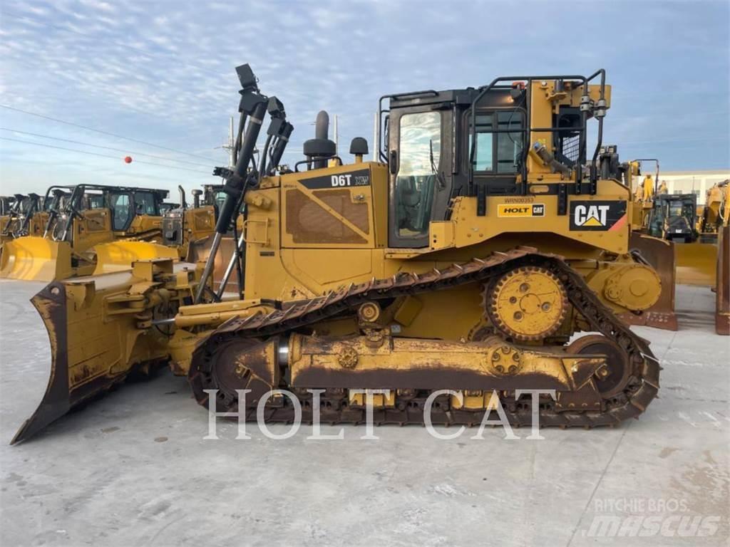 CAT D6T XWVPWI Bouteurs sur chenilles