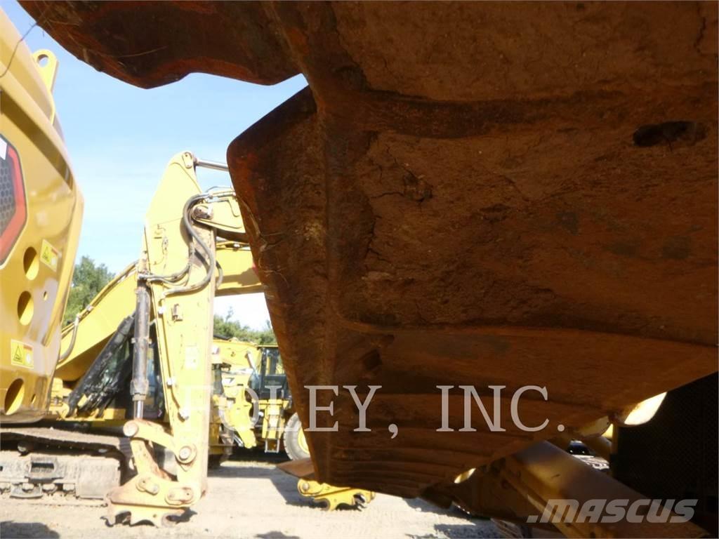 CAT D7-17 Bouteurs sur chenilles