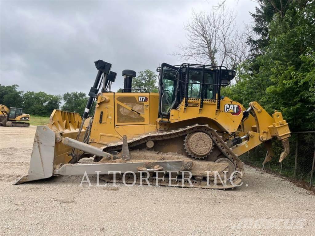 CAT D7-17 Bouteurs sur chenilles