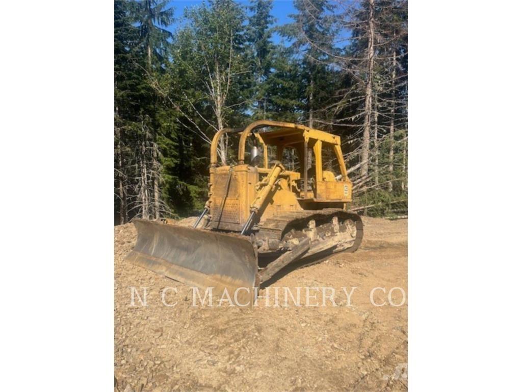 CAT D7G Bouteurs sur chenilles
