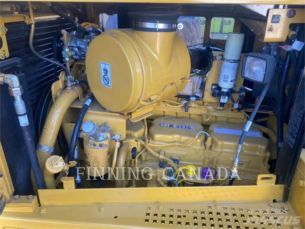 CAT D7R II Bouteurs sur chenilles