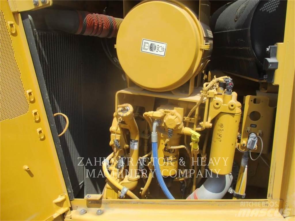 CAT D8T Bouteurs sur chenilles