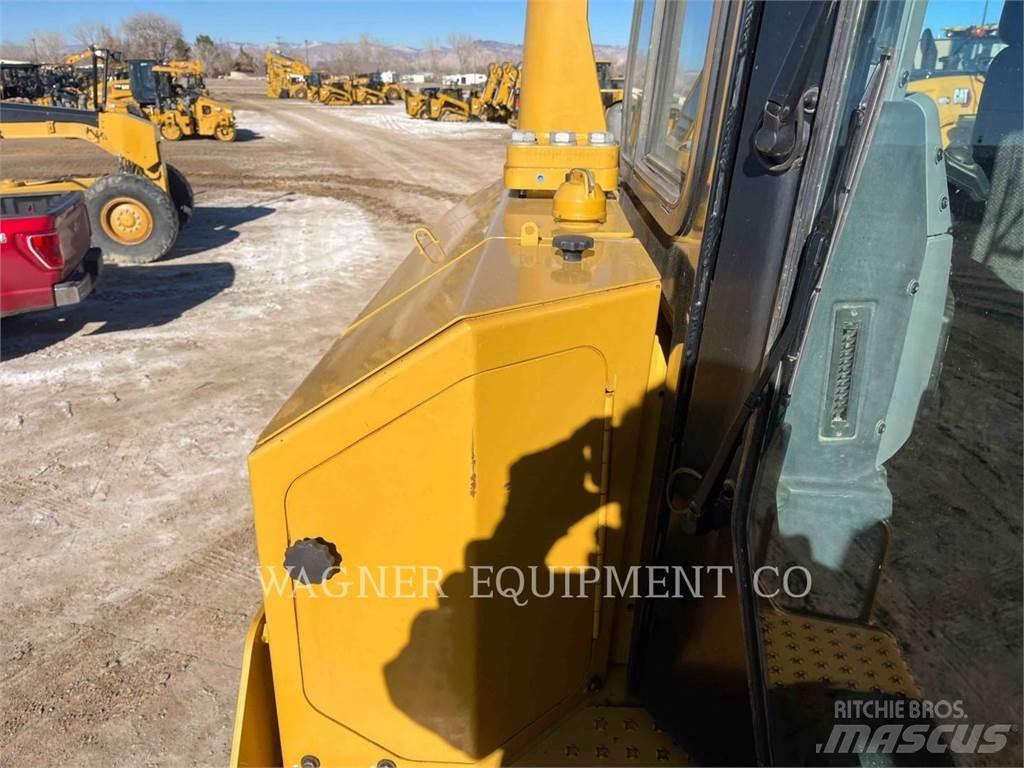 CAT D8T Bouteurs sur chenilles