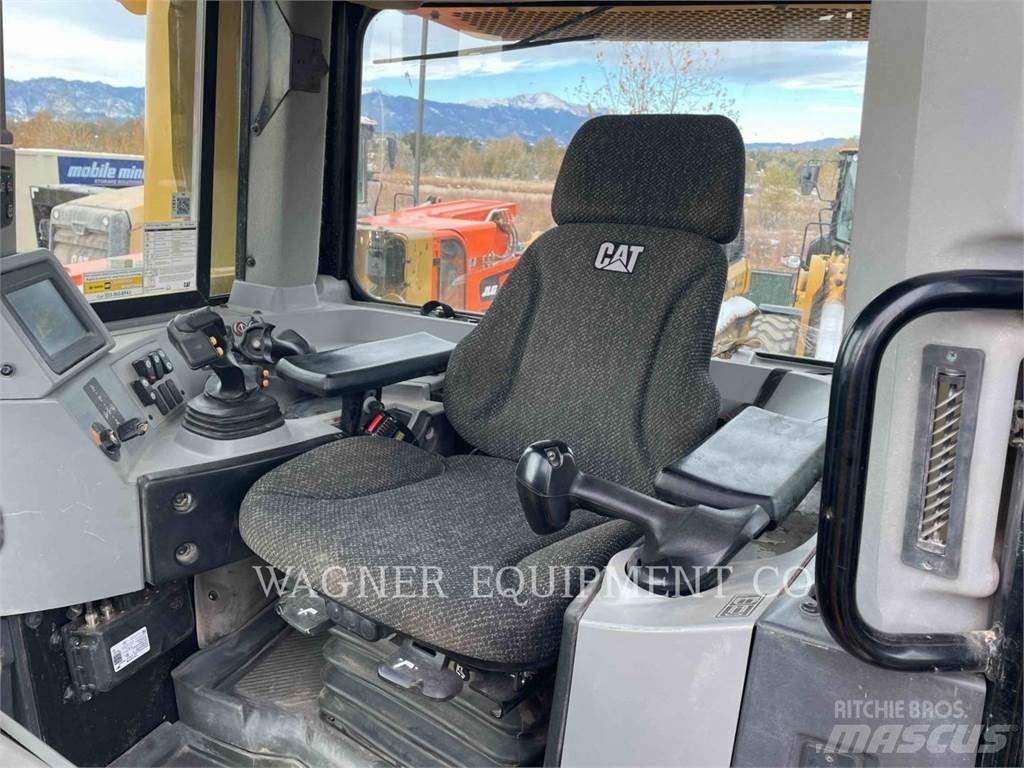 CAT D8T Bouteurs sur chenilles