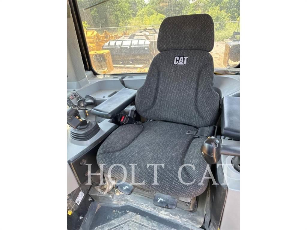 CAT D8T ABRI Bouteurs sur chenilles