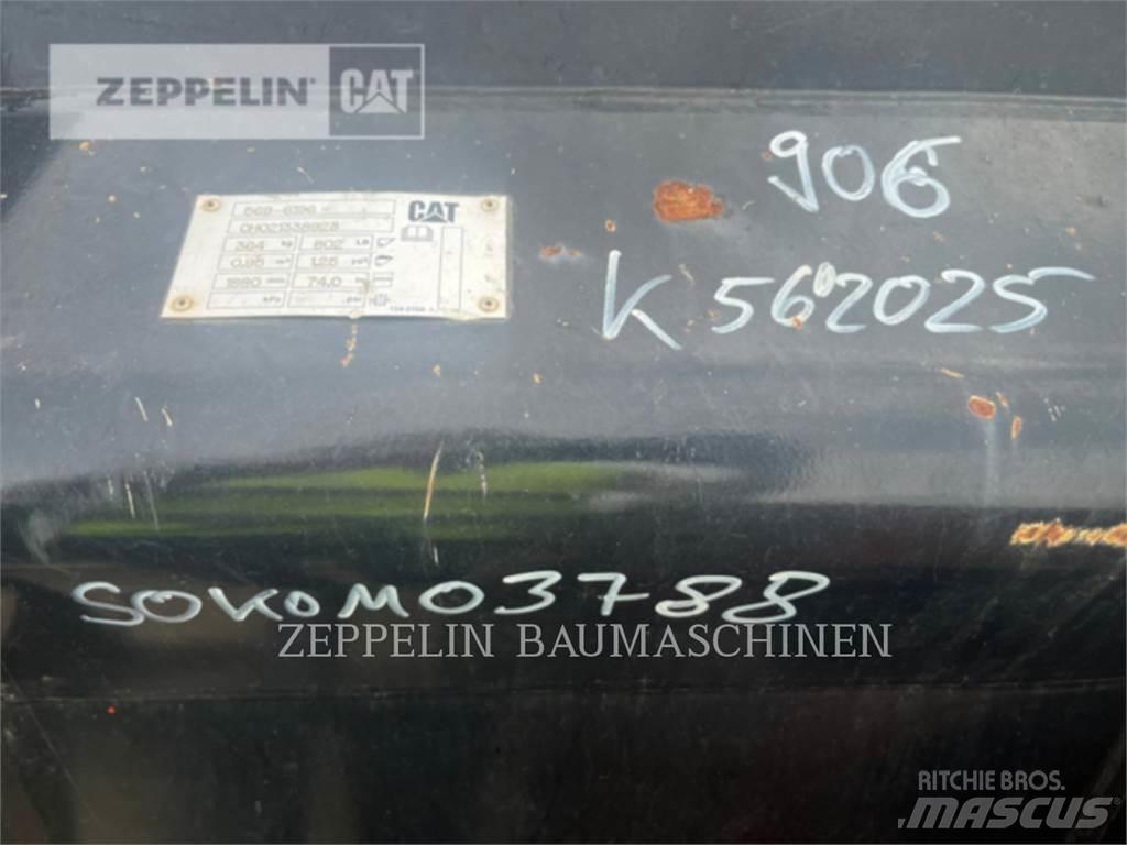 CAT ERDBAUSCHAUFEL Godet
