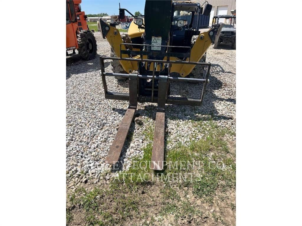 CAT FKTHT60W Chariot télescopique