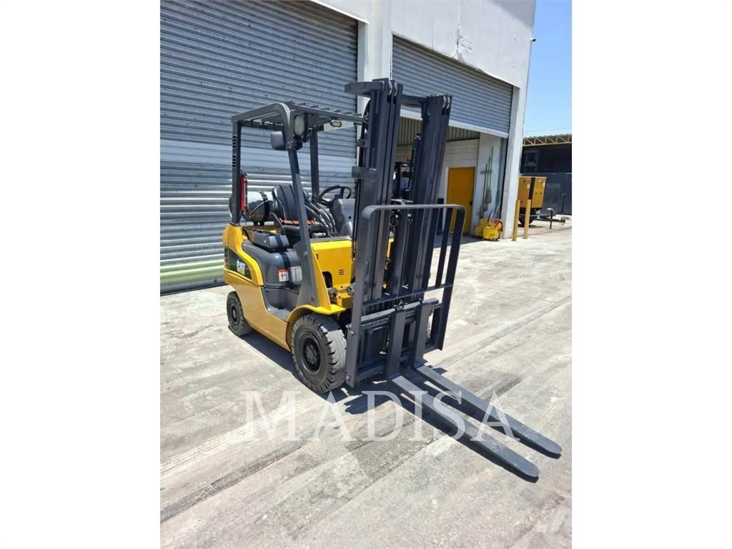 CAT GP15N5 Autres Chariots élévateurs