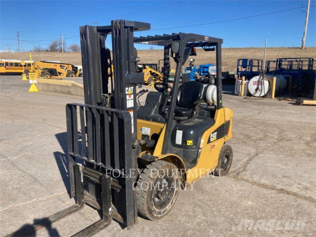 CAT GP25N Pelle de démolition