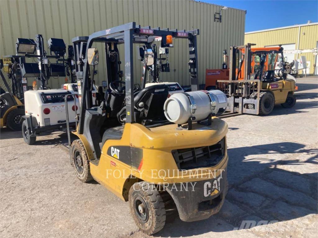 CAT GP25N Pelle de démolition