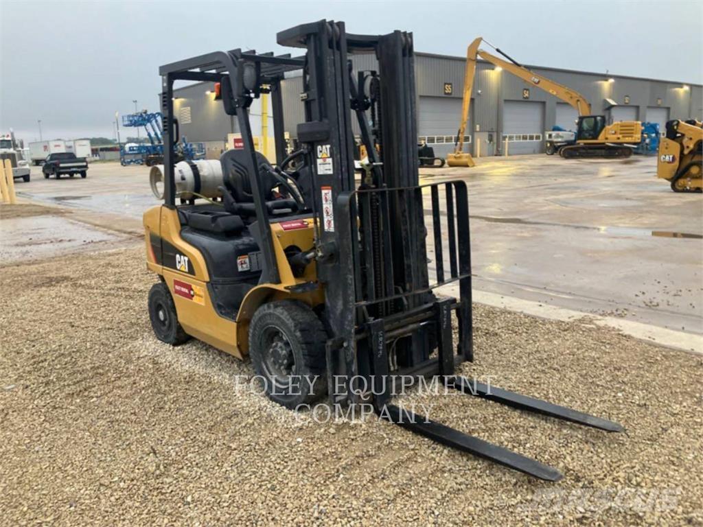 CAT GP25N Pelle de démolition