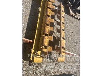 CAT GRATTOIR CS76 Compacteur de sol