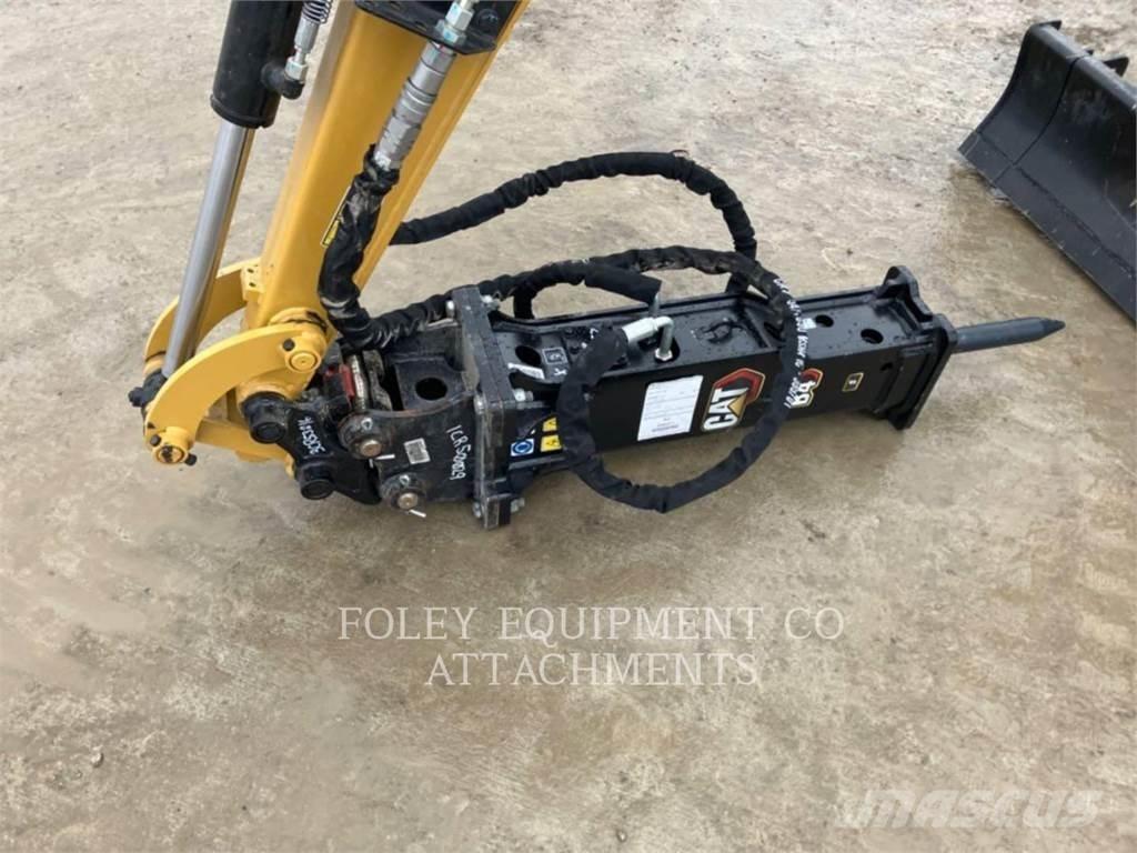 CAT HBB4-302F Pelle sur chenilles