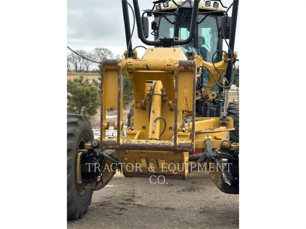 CAT LIFT Niveleuse