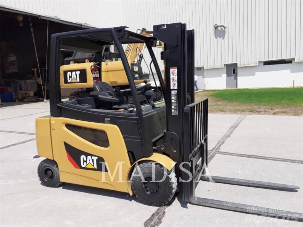 CAT LIFT TRUCKS 2EP5000 Autres Chariots élévateurs