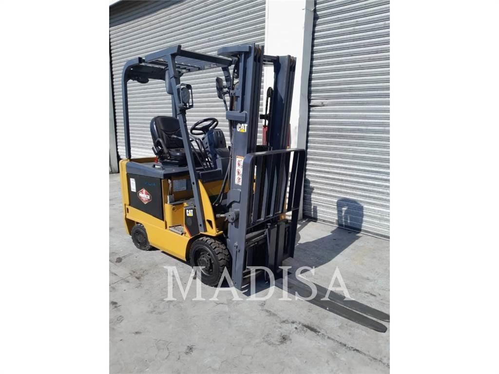 CAT LIFT TRUCKS E3500 Autres Chariots élévateurs