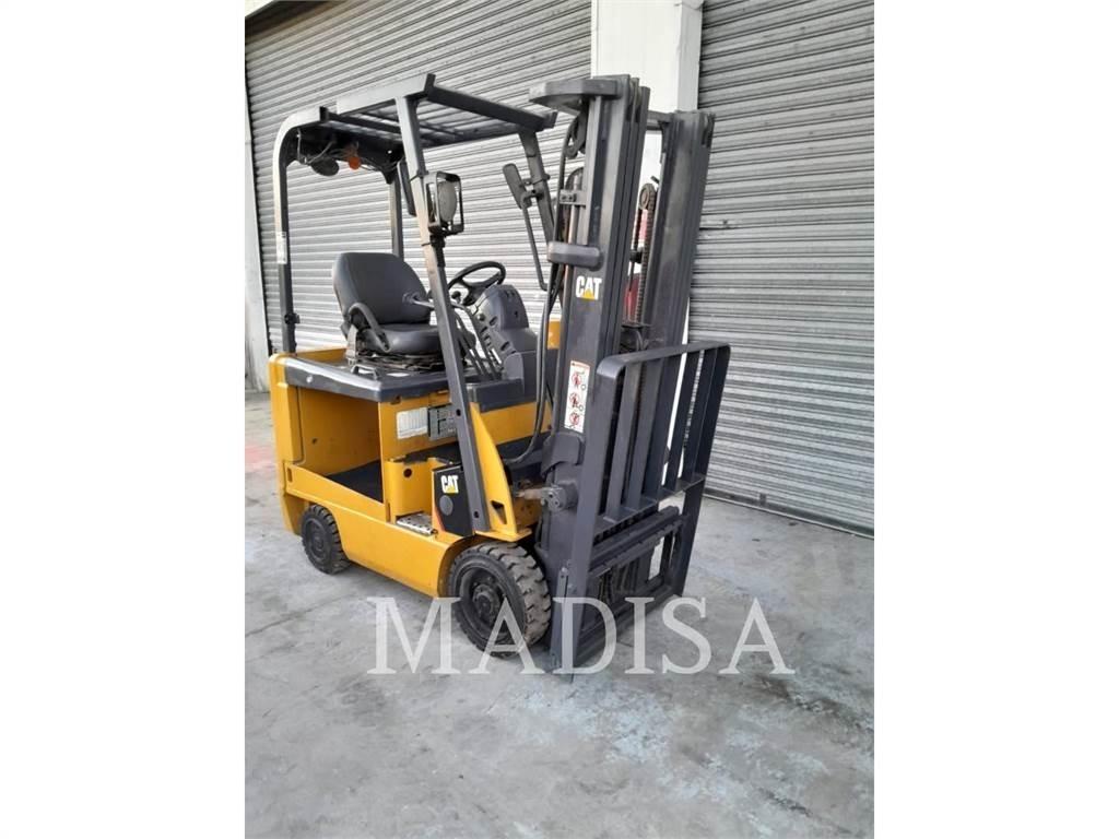 CAT LIFT TRUCKS E3500-AC Autres Chariots élévateurs