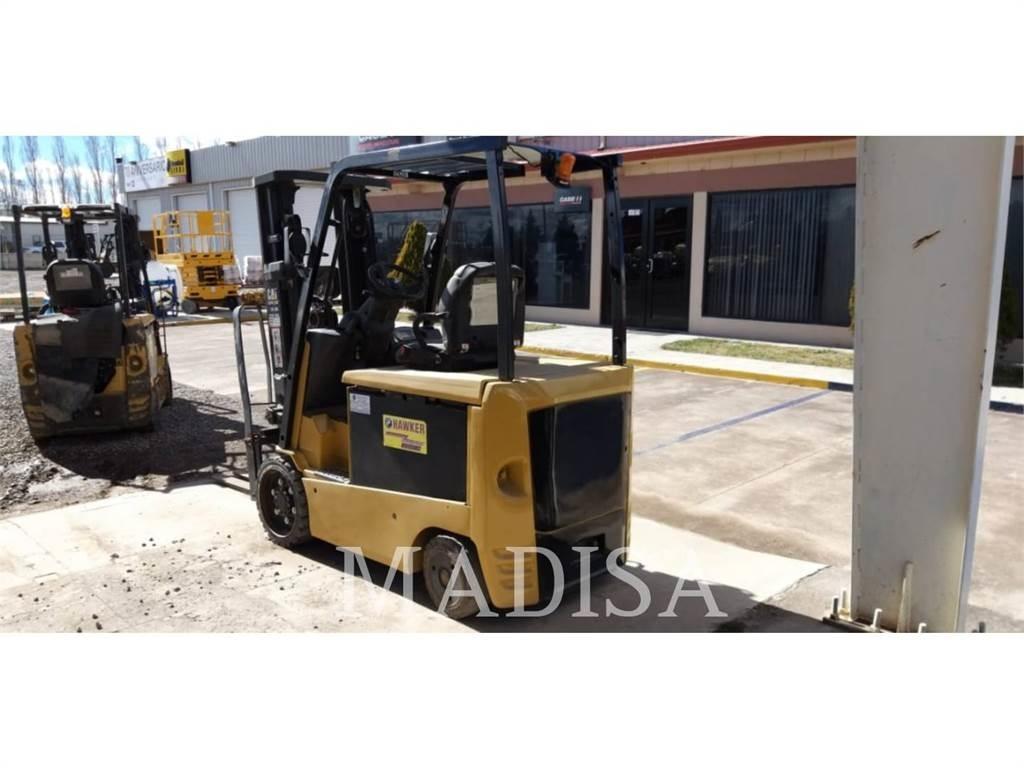 CAT LIFT TRUCKS EC25LN2 Autres Chariots élévateurs