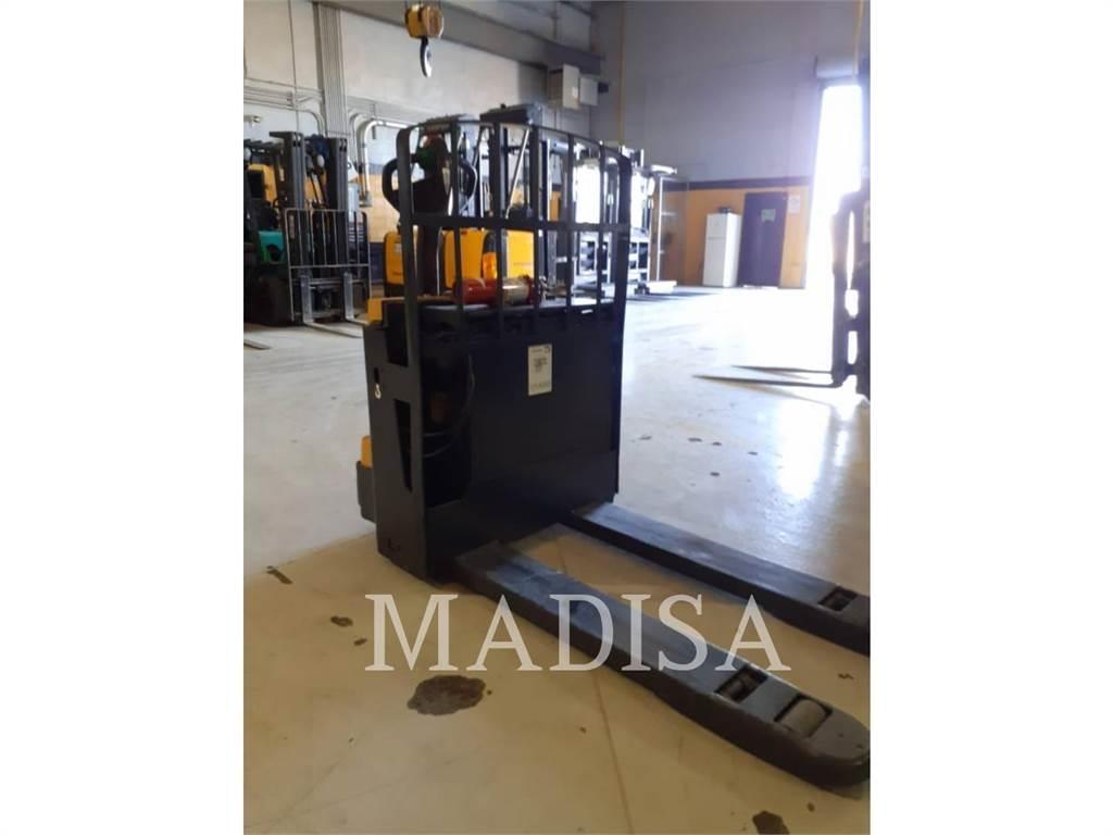 CAT LIFT TRUCKS EJE120E Autres Chariots élévateurs