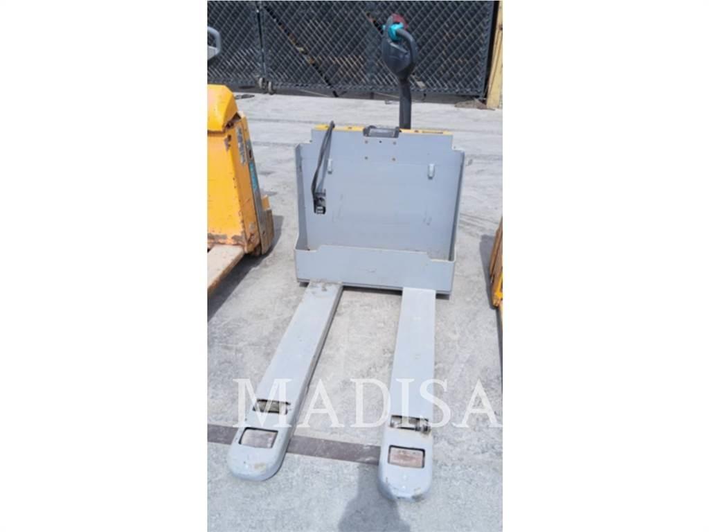 CAT LIFT TRUCKS EJE120E Débusqueur