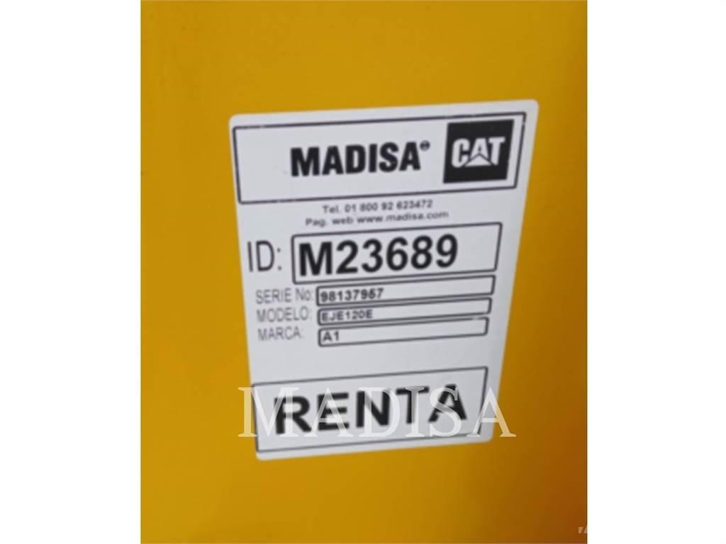 CAT LIFT TRUCKS EJE120E Débusqueur