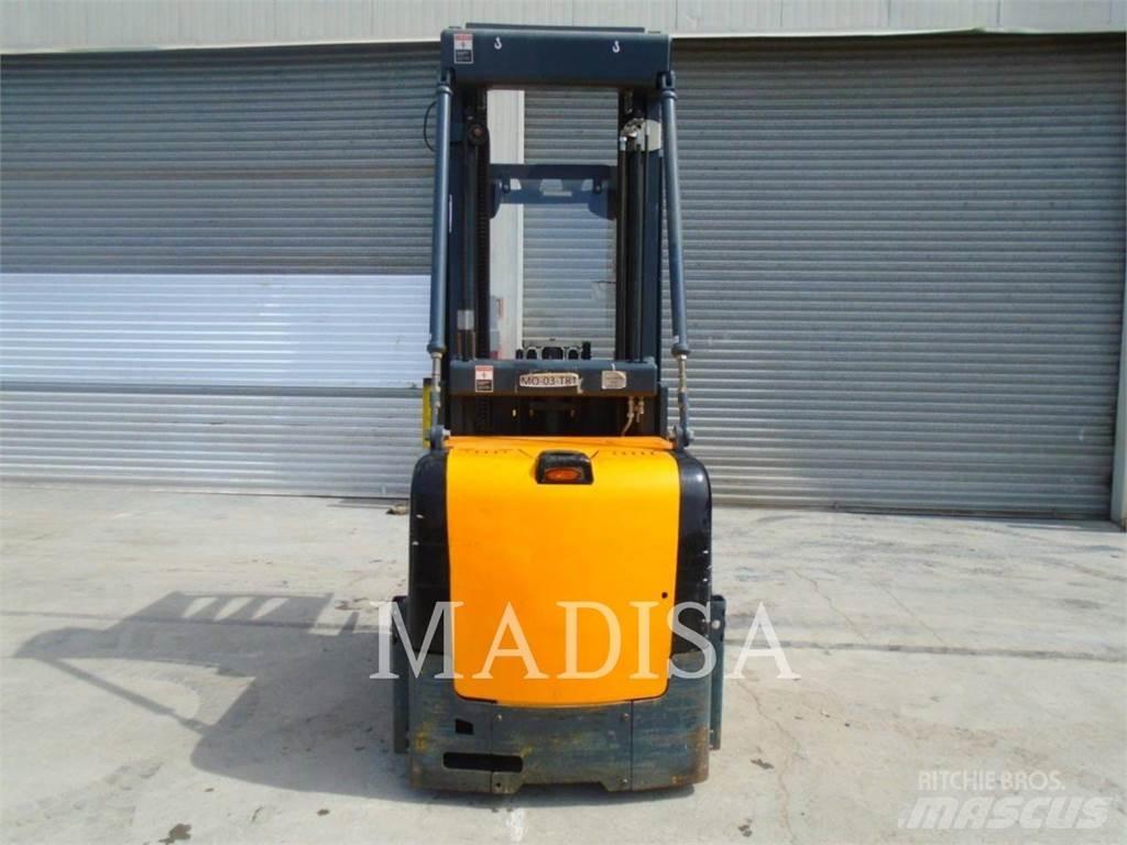 CAT LIFT TRUCKS EKS308 Autres Chariots élévateurs