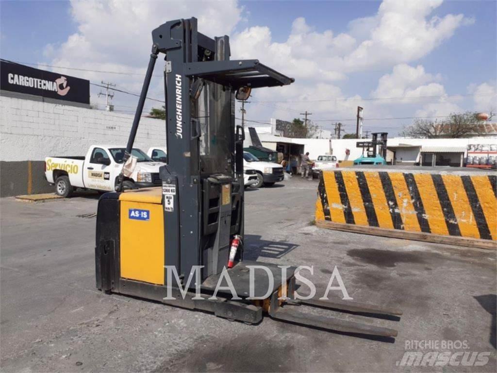 CAT LIFT TRUCKS EKS308 Chariots élévateurs électriques