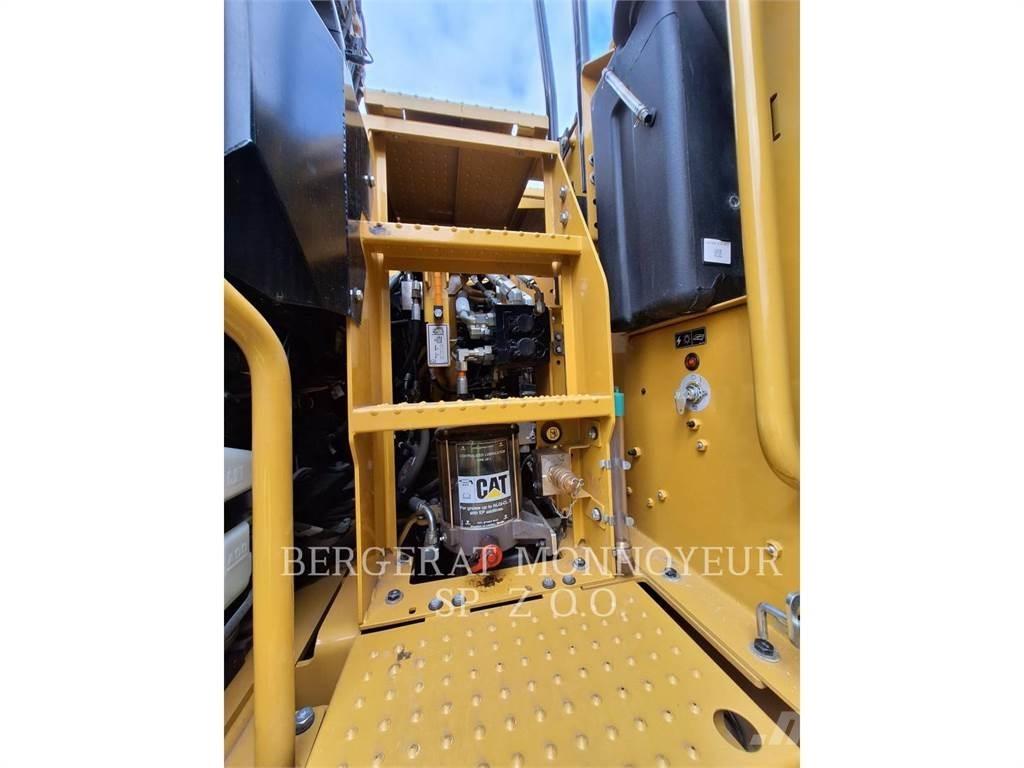CAT M 314 Pelle sur pneus