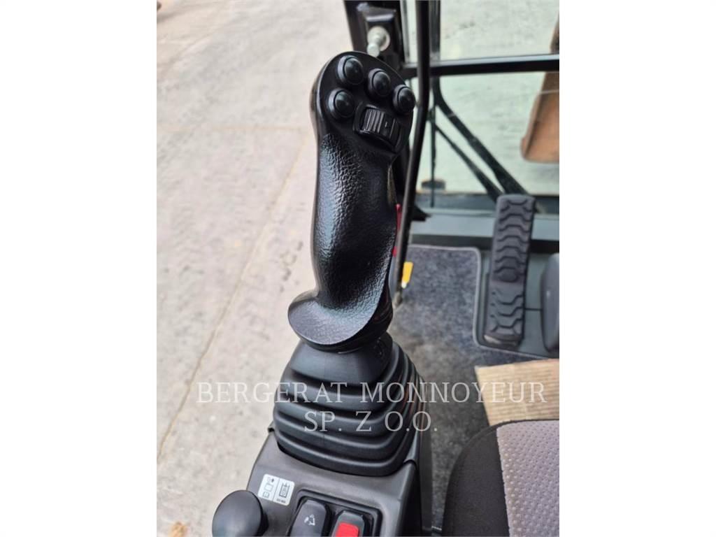 CAT M315F Pelle sur pneus