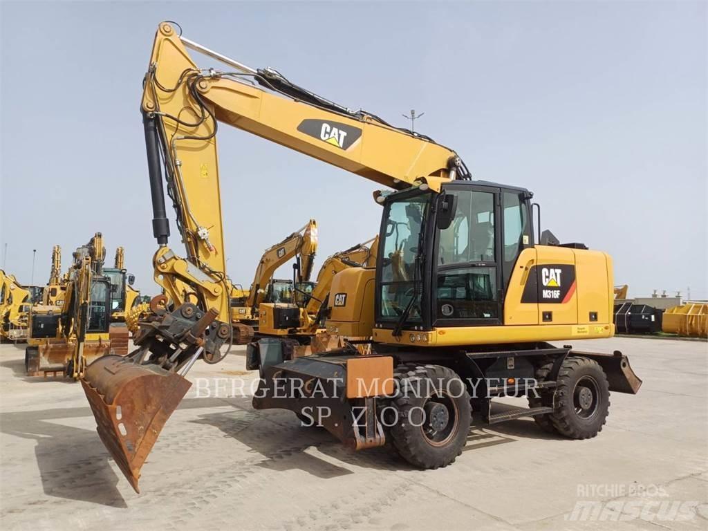 CAT M316F Pelle sur pneus