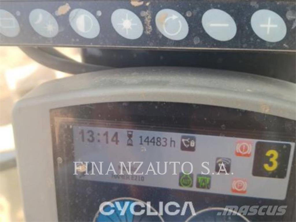 CAT M320F Pelle sur pneus
