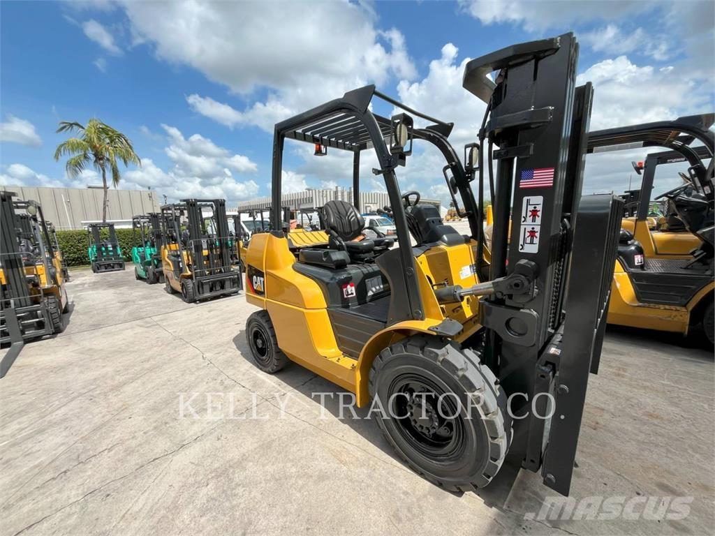 CAT MCFDP40N1-D Chariots diesel