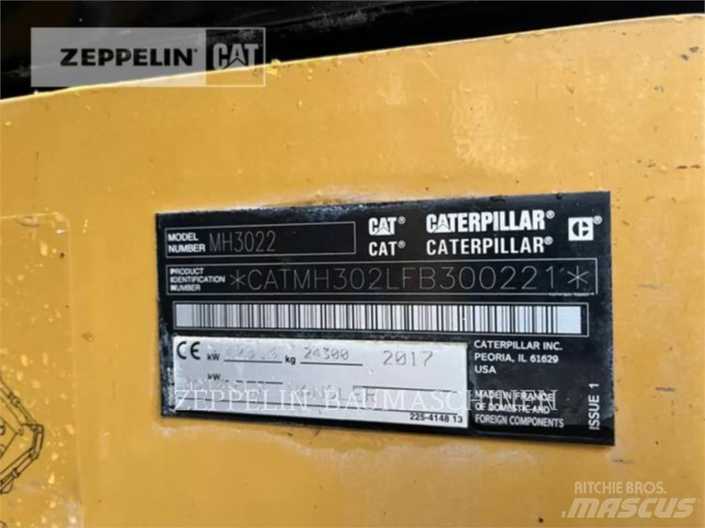 CAT MH3022 Pelle de démolition