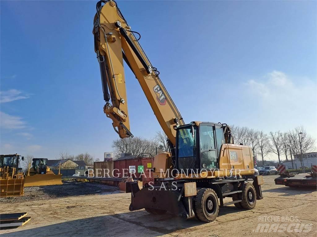 CAT MH3024 Pelle sur pneus