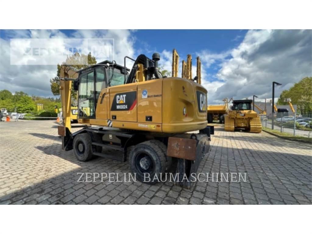 CAT MH3024-06C Pelle de démolition