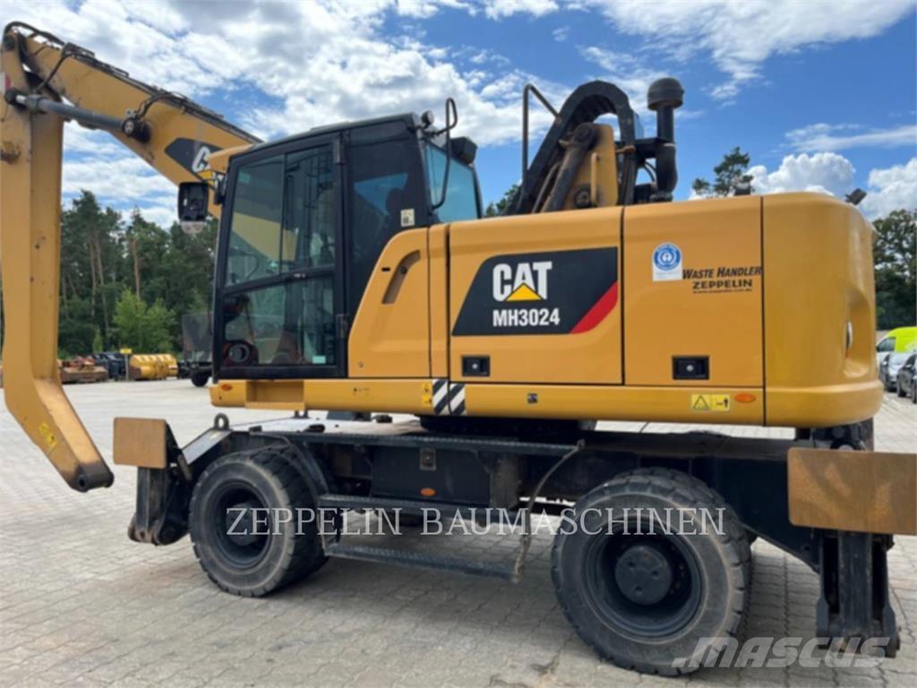 CAT MH3024-06C Pelle de démolition