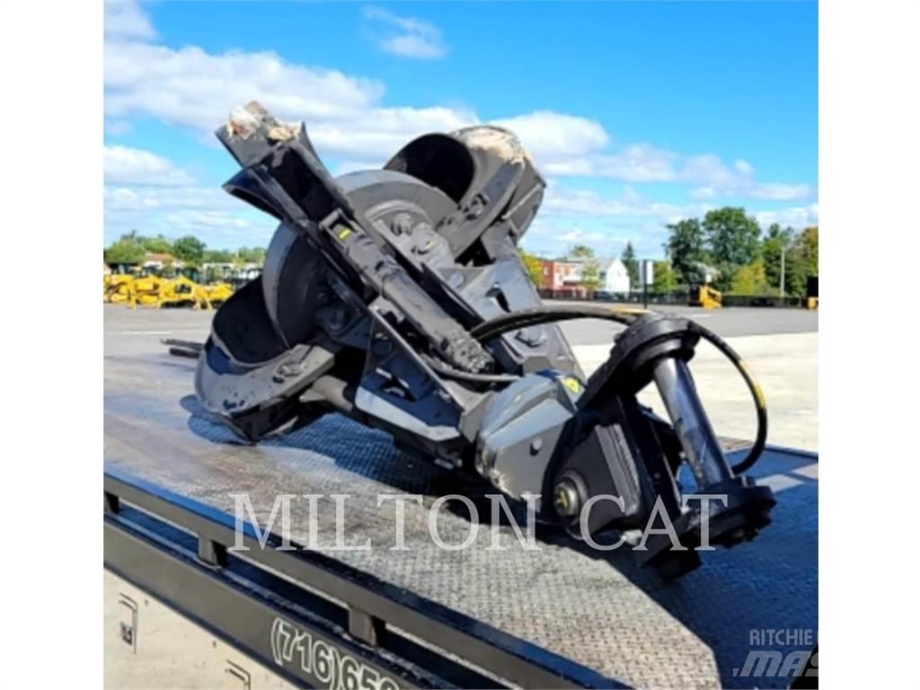 CAT MH3026 Pelle sur pneus