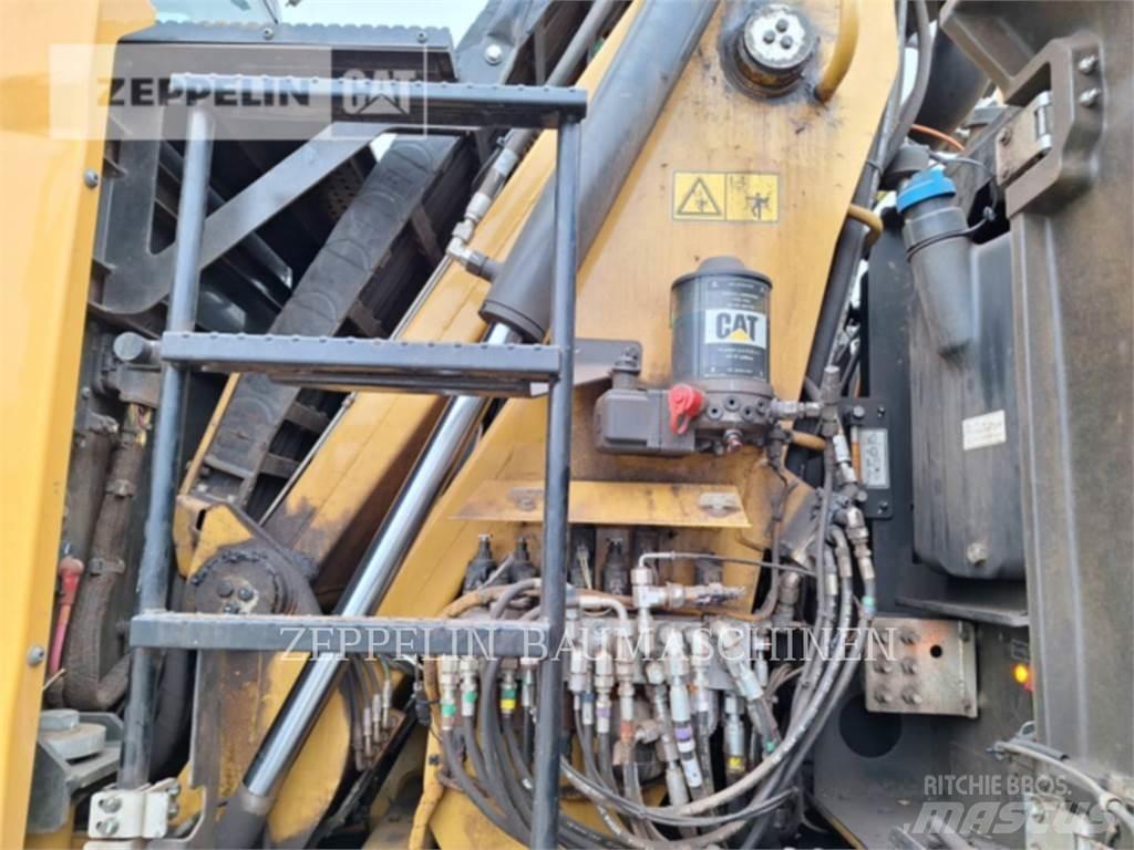 CAT MH3026-06C Pelle de démolition