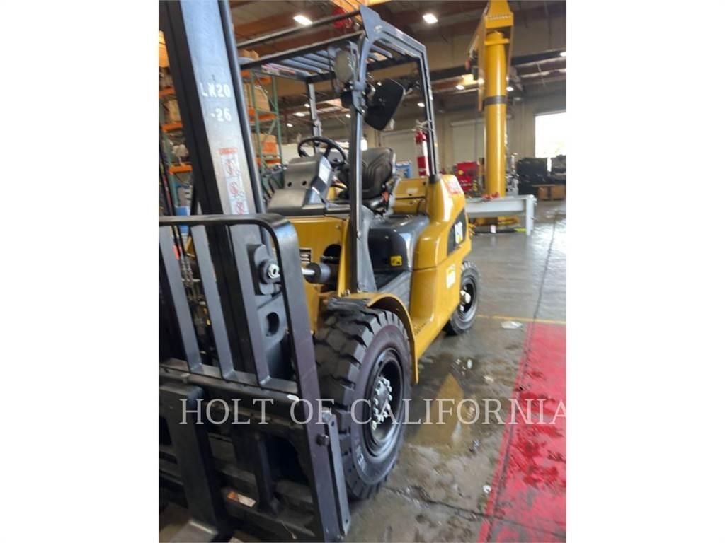 CAT MITSUBISHI DP45N1 Chariots diesel